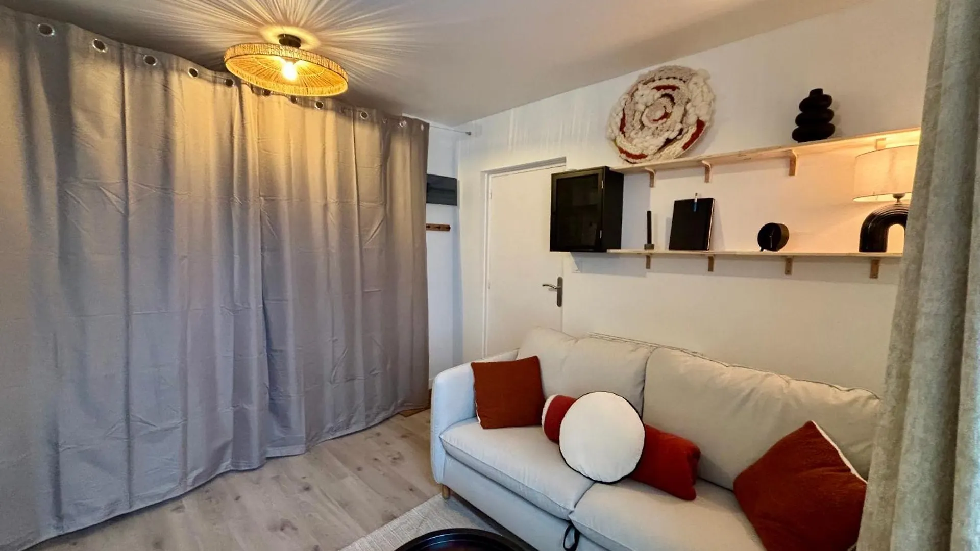 Limone Guest - Appartement Cosy - 5 Min Des Plages Лармор-Плаж