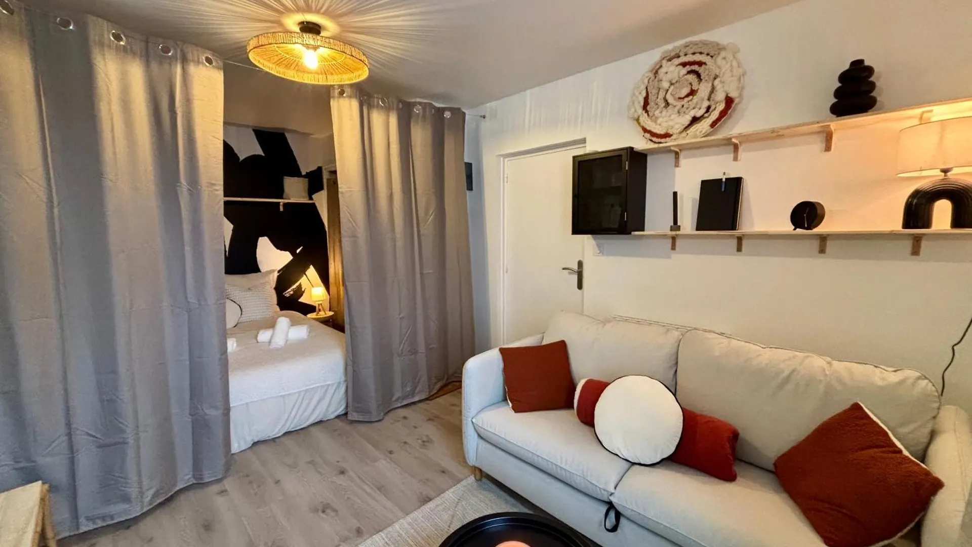 Апартаменты Limone Guest - Appartement Cosy - 5 Min Des Plages Лармор-Плаж